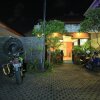 Отель RedDoorz @ Dewi Sri Street, фото 14