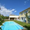 Отель Spacious Villa in Vaison-la-Romaine with Swimming Pool, фото 10