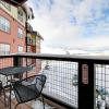 Отель Contemporary Slopeside Condo, фото 8