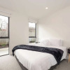 Отель Modern 3 Bedroom Getaway Next to Chadstone, фото 14