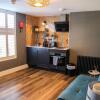 Отель no 12 - Stunning Self Check-in Apartments in Worcester Centre, фото 26