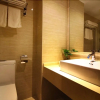 Отель GreenTree Alliance Zhuhai Jidajiuzhou Port Hotel, фото 10