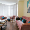 Отель Tudors eSuites Four Bedroom House Garden, фото 6