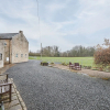 Отель Host Stay Wodencroft Cottage, фото 1