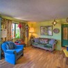Отель 1940 Vintage Bungalow - Walk to Olde Town!, фото 5