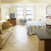 Отель The Hollywood Beach Resort by RevMBE Consulting, фото 1