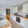 Отель Ideally Located Holiday Home Near Cardiff в Тафс-Уэлл