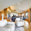 Отель Spacious Tennessee Home w/ Panoramic Mtn Views!, фото 6