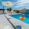 Отель Villa Lusia - Modern villa with pool, фото 17