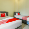 Отель Wisma Cahaya Abadi Guest House by OYO Rooms, фото 4