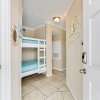 Отель Seascape 1214 Studio Bedroom Condo by RedAwning, фото 11