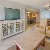 Отель Gulf Shore Condo #508, фото 5