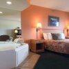 Отель White Oak Inn & Suites, фото 18