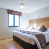 Отель Crompton House Serviced Apartments в Лондоне