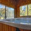 Отель Squaw Cottage by Tahoe Vacation Rentals, фото 5