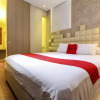 Отель RedDoorz Plus near Tugu Jogja, фото 8