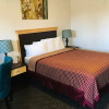 Отель Rodeway Inn & Suites, фото 6