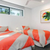 Отель Bluey's Beach House - 5 Bedroom, фото 5