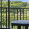 Отель Spring Creek Escape - Balcony w/ Views, фото 14