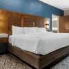 Отель Comfort Suites Greenville Airport, фото 5