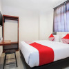 Отель OYO 491 Hotel Mata Air Tunjungan Surabaya, фото 3
