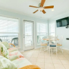 Отель Beautiful Blue Heron Sleeps 6 Great Views, фото 7