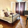 Отель Holiday Lettings Beech Lodge - Stunning 6-bed King, фото 4