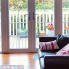 Отель Holiday Lettings Beech Lodge - Stunning 6-bed King, фото 28