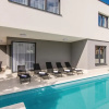 Отель Amazing Home in Kastel Kambelovac With 5 Bedrooms, Wifi and Outdoor Swimming Pool, фото 16