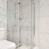 Отель Sanders Crystal - Cool 2-bdr Apt w Terrace, фото 10