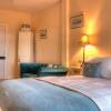 Отель Goss Hall Bed & Breakfast, фото 6