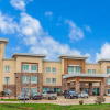 Отель La Quinta Inn & Suites by Wyndham Luling, фото 1