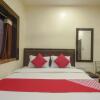 Отель OYO 71260 J S Palace, фото 2