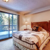 Отель Perfect Mountain Retreat/3br -fireplace, Kids Ski Free 3 Bedroom Condo by RedAwning, фото 4