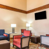 Отель Comfort Suites near I-80 and I-94, фото 12