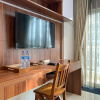 Отель Modern And Comfort Studio Room Apartment At Capitol Park Residence, фото 10