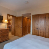 Отель Top Floor 2 Bedroom In Mountaineer Square- Slopeside Condo - No Cleaning Fee! by RedAwning, фото 4