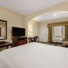 Отель Quality Inn & Suites, фото 6