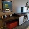 Отель Hampton Inn & Suites Fresno, фото 5