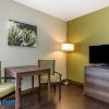 Отель Mainstay Suites At Metro Center, фото 4
