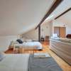 Отель Renovated and Spacious Duplex Apartment With Patio, By TimeCooler, фото 10