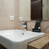 Отель Best Location Studio Room @ Menteng Park Apartment, фото 6