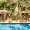 Отель Sawyer by Avantstay Stunning Isle Of Palms Home w/ Pool!, фото 18