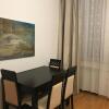 Отель Lovely 2 Bedroom Apartment Near Center, фото 11