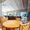 Отель Mammoth West 137 Updated Deluxe Condo, Just A Short Walk to Canyon Lodge by RedAwning, фото 14