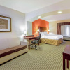 Отель La Quinta Inn & Suites by Wyndham Woodward, фото 2