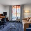 Отель Fairfield Inn And Suites Smithfield, фото 24