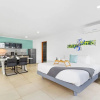 Отель Brand NEW Central Modern Ground Studio With Pool, фото 10