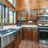 Отель Sleek Cabin w/ Hot Tub: 11 Mi to Broken Bow Lake!, фото 4
