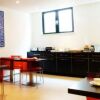 Отель Avni Apartments, фото 9